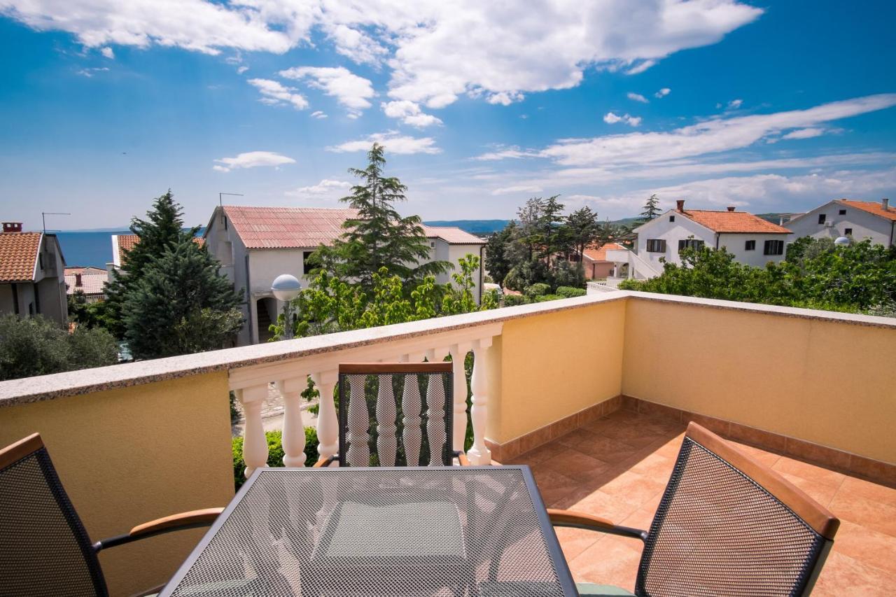 Apartments Bogdanic Krk I クルク エクステリア 写真